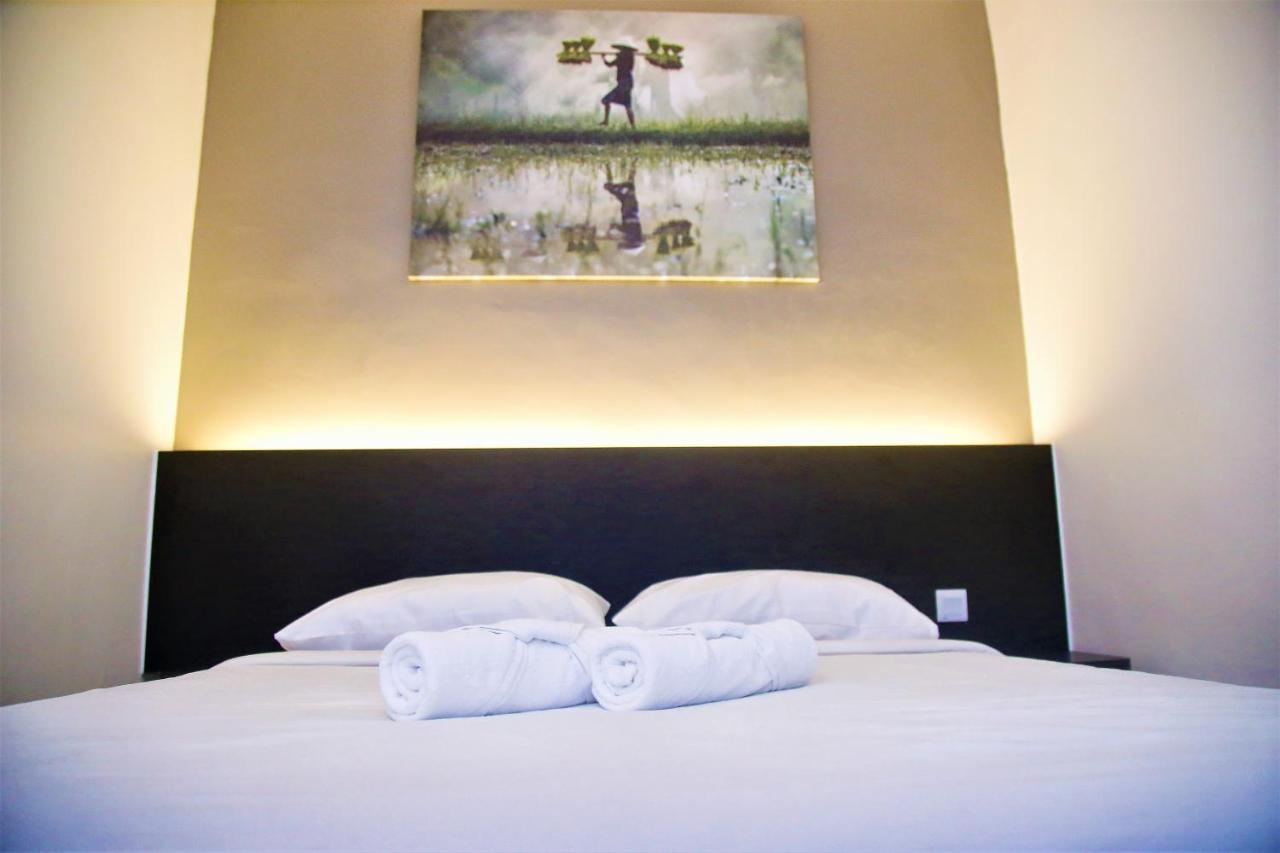 Padi Padi Hotel Kangar Buitenkant foto