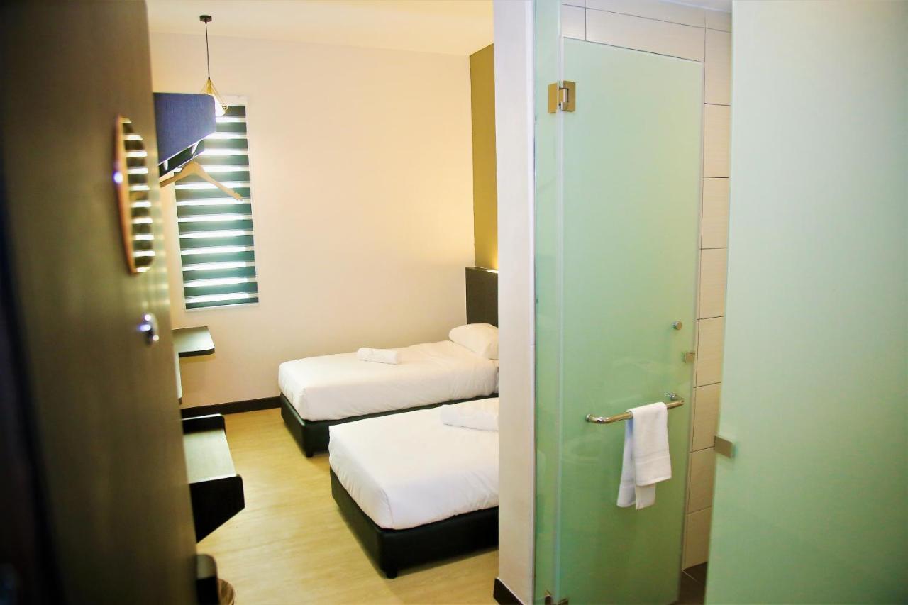 Padi Padi Hotel Kangar Buitenkant foto